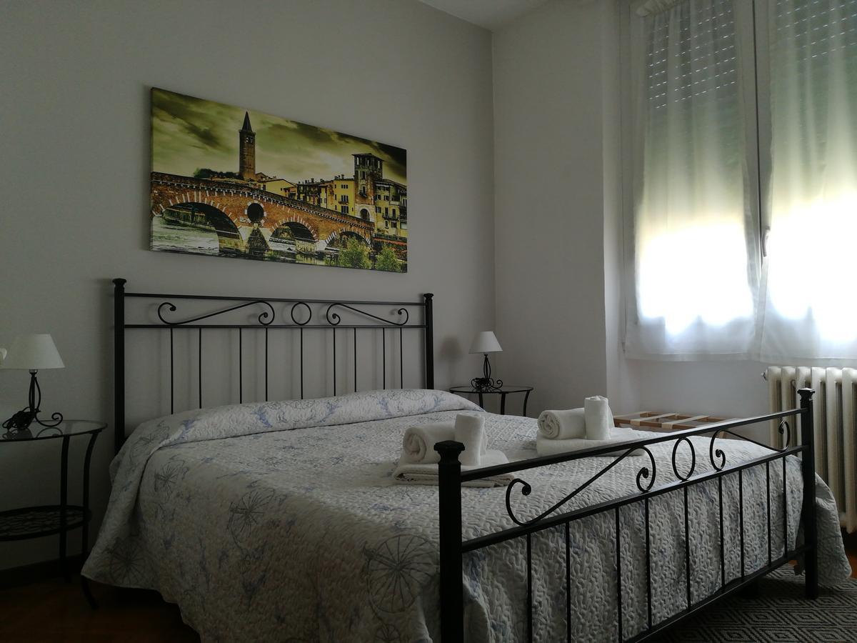 A Casa Di Luca Hotell Verona Exteriör bild