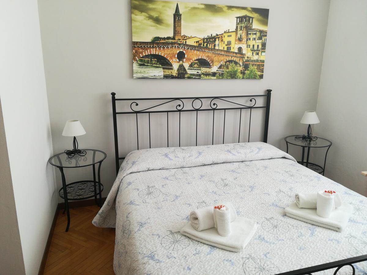A Casa Di Luca Hotell Verona Exteriör bild