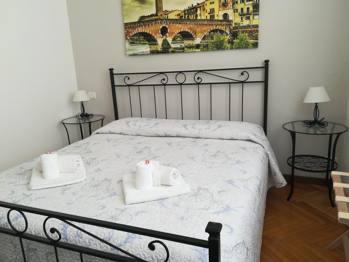 A Casa Di Luca Hotell Verona Exteriör bild