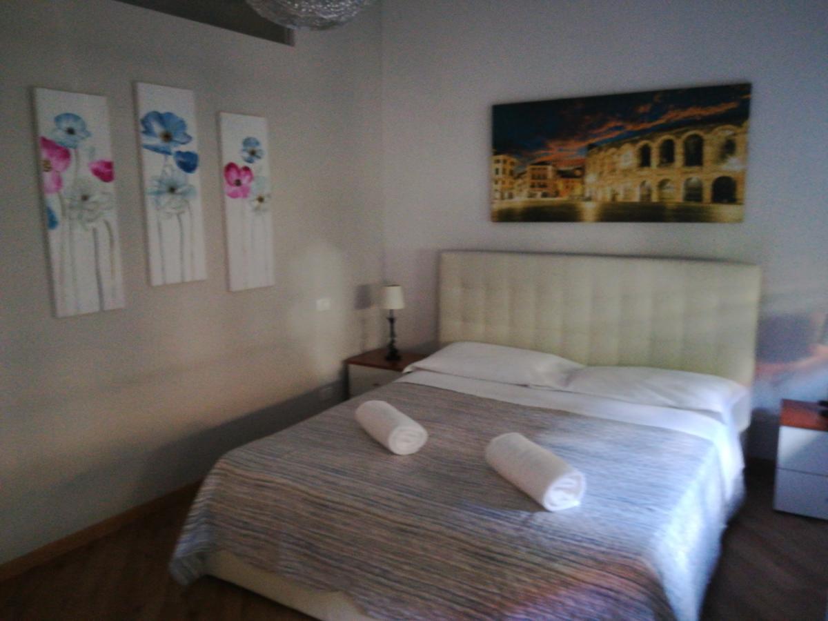 A Casa Di Luca Hotell Verona Exteriör bild