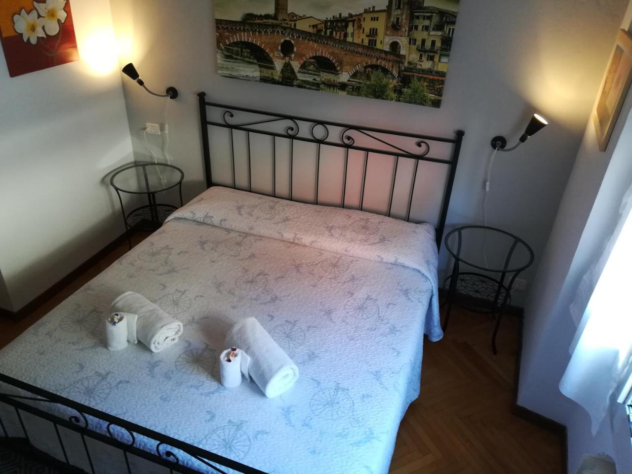 A Casa Di Luca Hotell Verona Exteriör bild