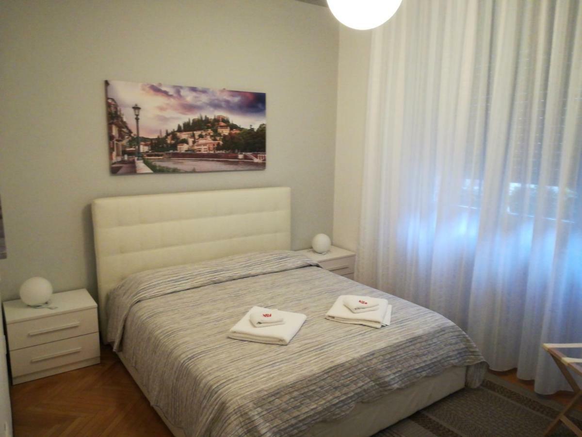 A Casa Di Luca Hotell Verona Exteriör bild